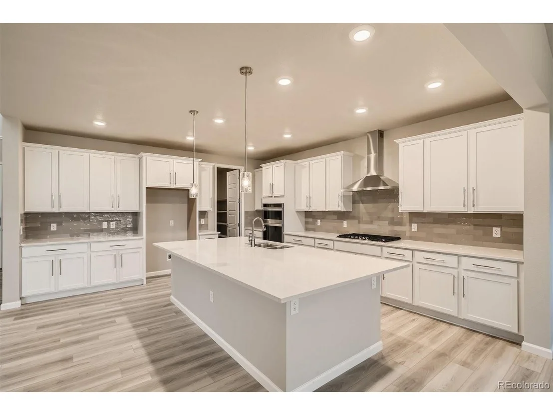 Photo of 1330 Colony Dr