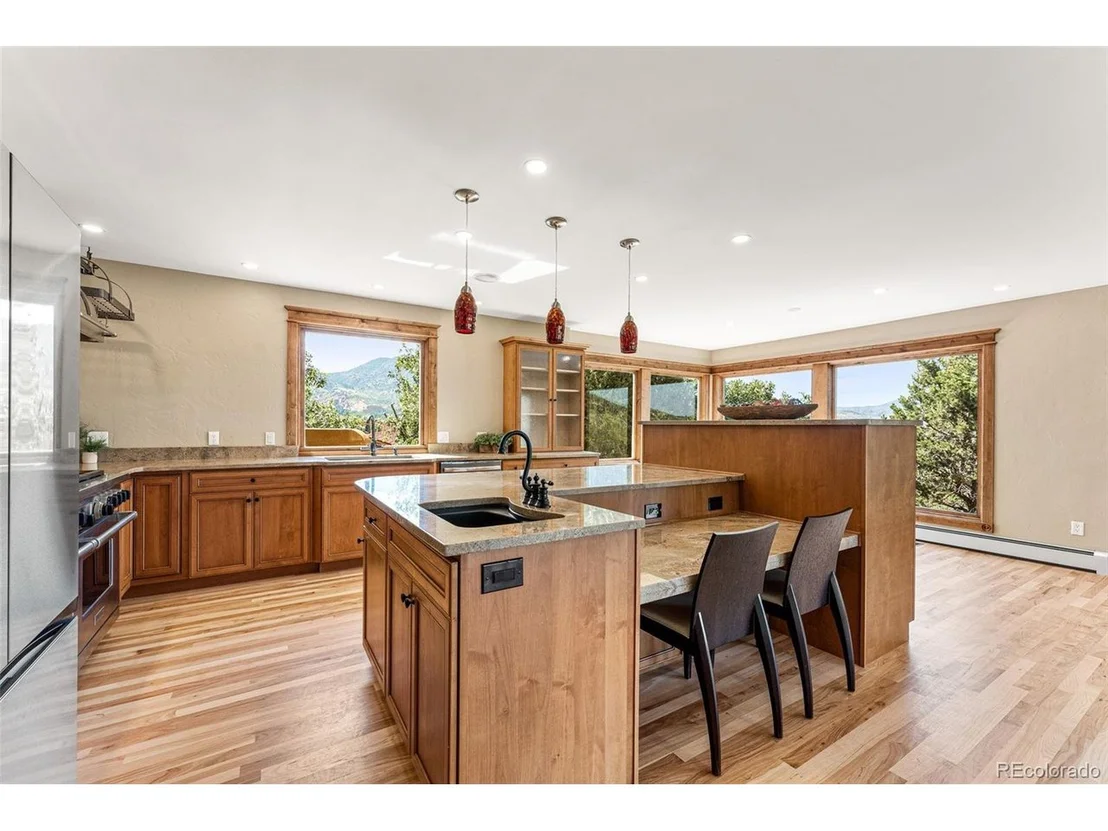 Photo of 5970 Crestbrook Dr
