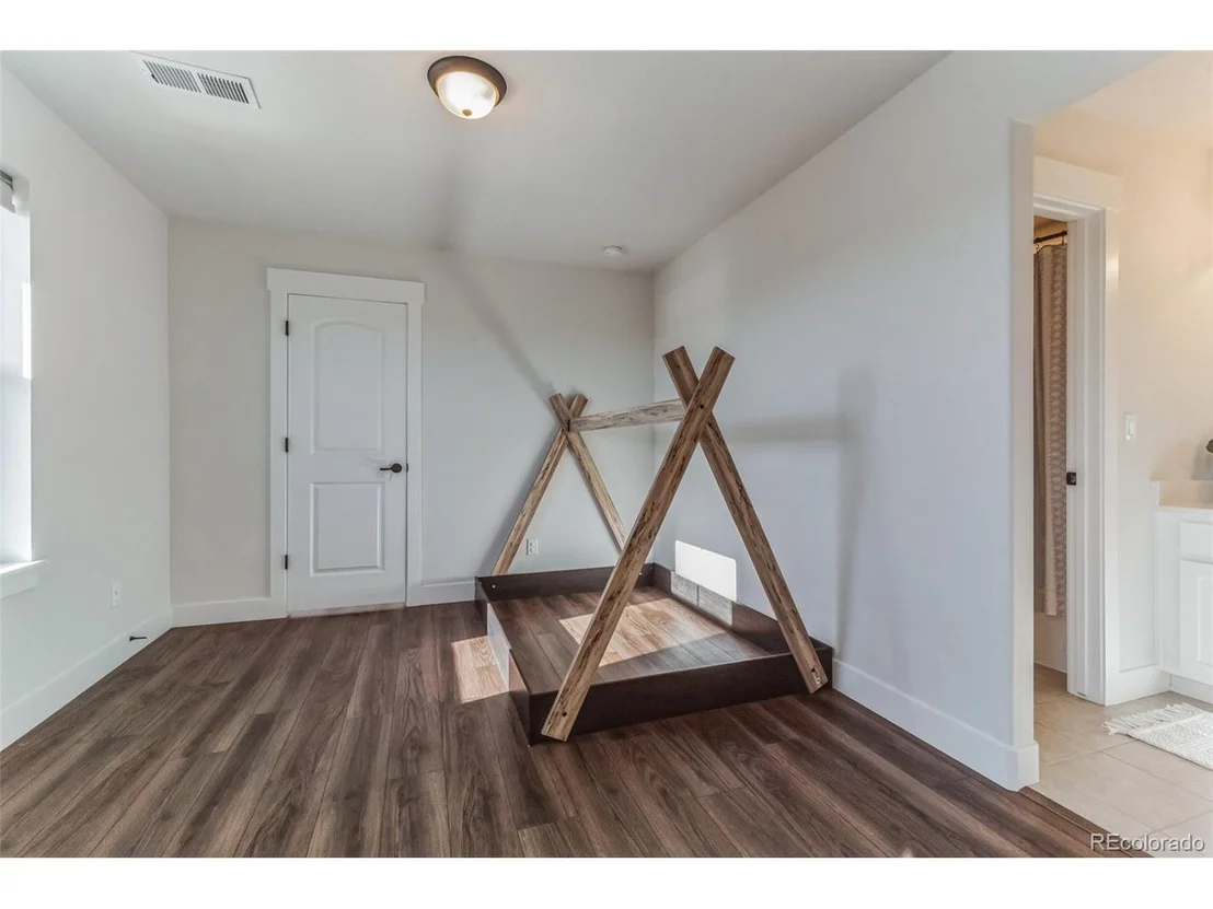 Photo of 1710 Long Shadow Dr