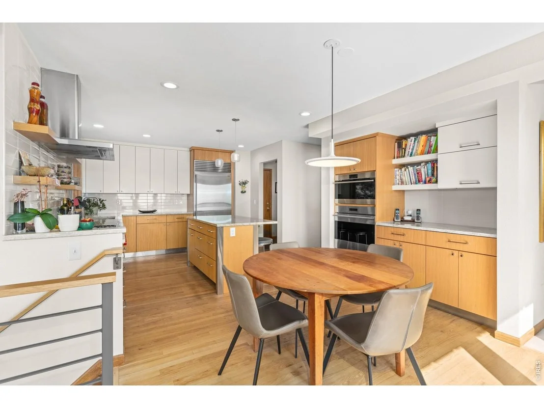 Photo of 716 Brook Rd