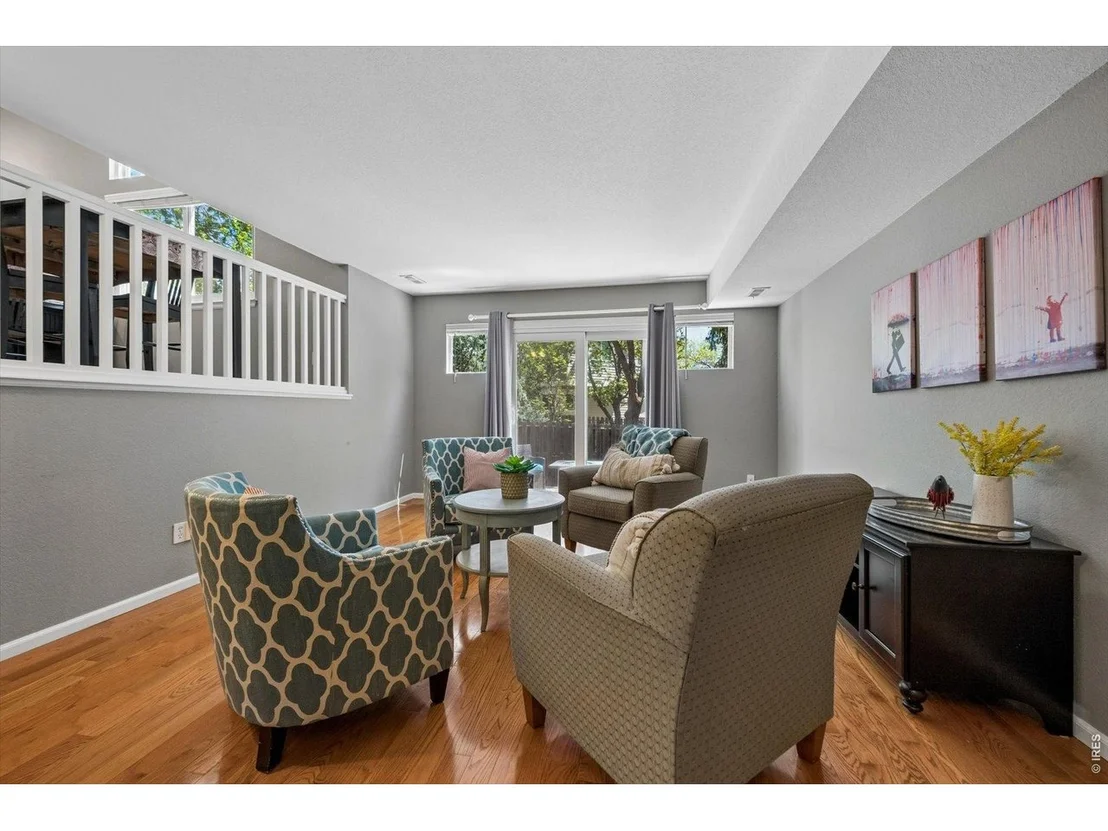 Photo of 562 Spruce Cir