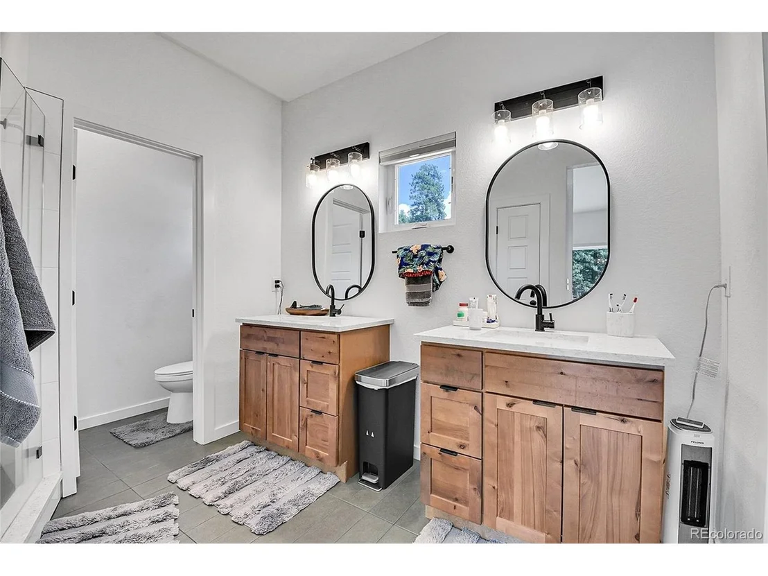 Photo of 191 Diamond Dr