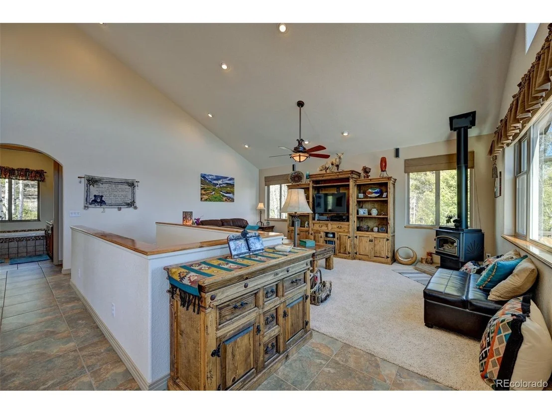 Photo of 1136 Bellows Rd