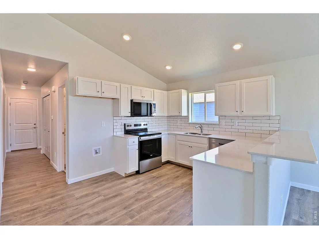 Photo of 4327 Primrose Ln
