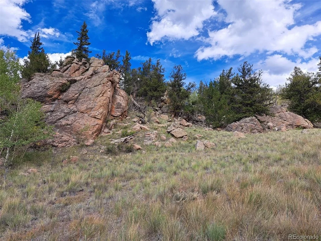 Photo of 736 Stagestop Rd