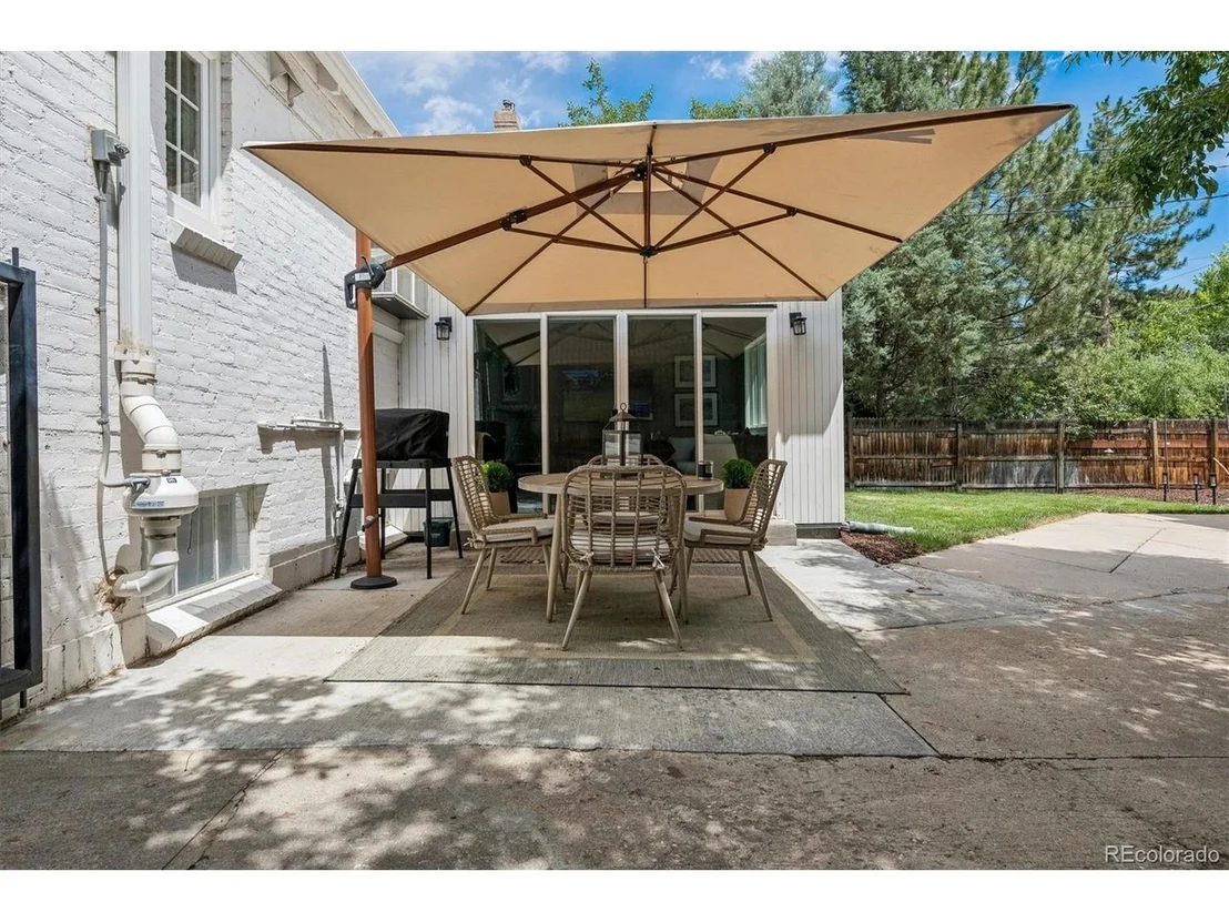 Photo of 450 Elm St