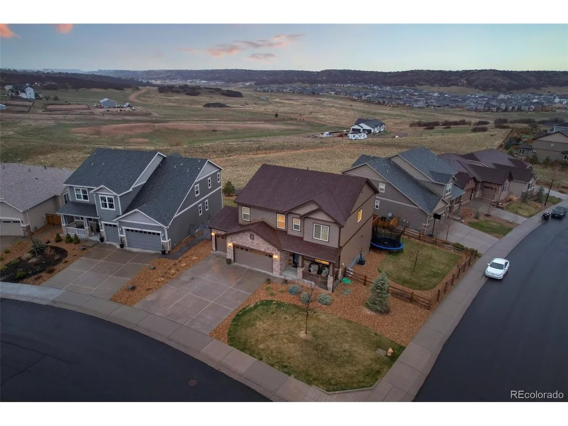 Photo of 7110 Oasis Dr