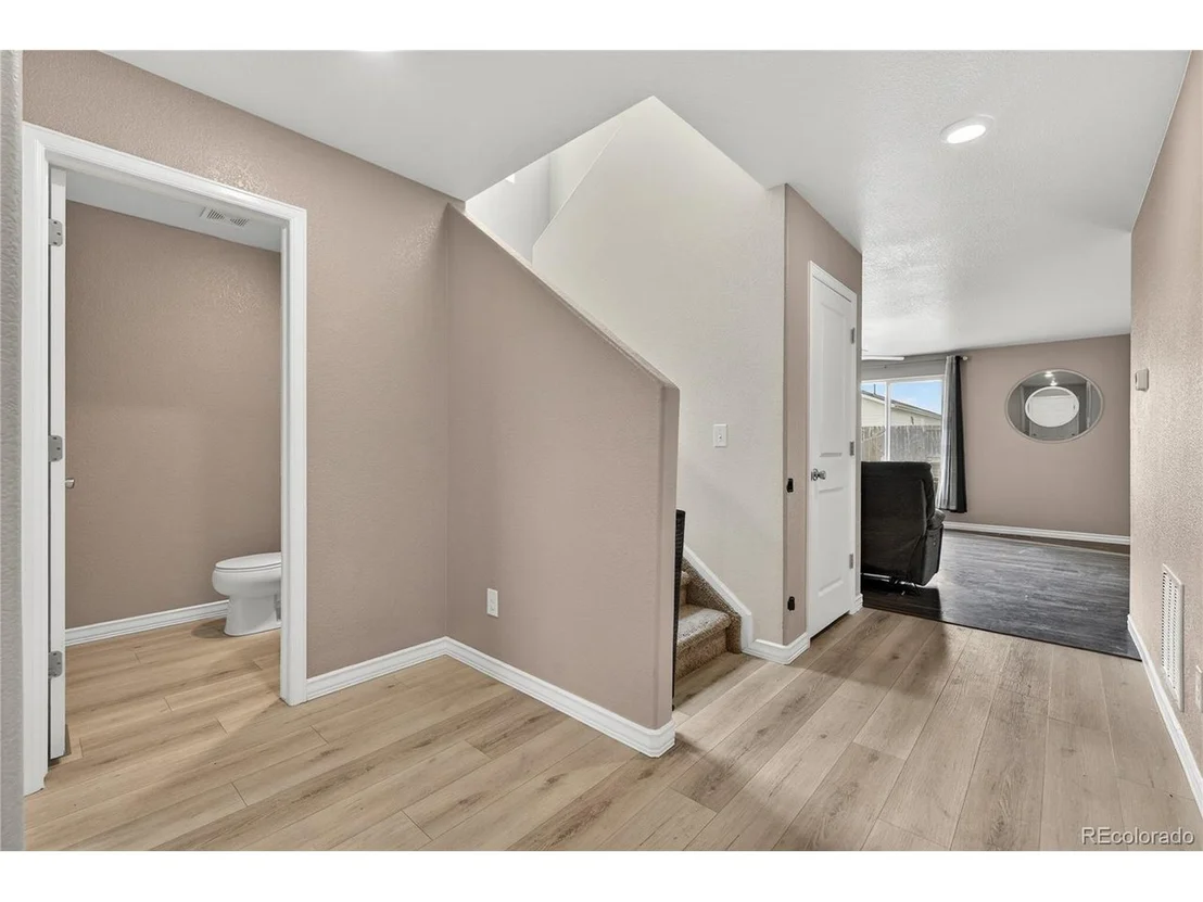 Photo of 47308 Clover Ave