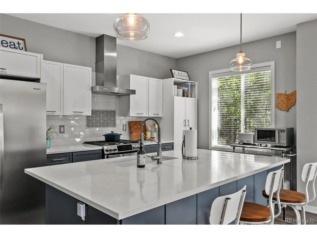 Photo of 3335 Cranston Cir