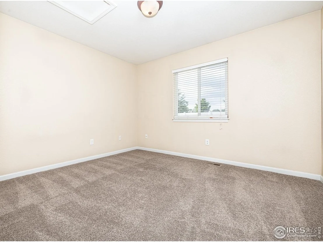 Photo of 2409 Dock Dr
