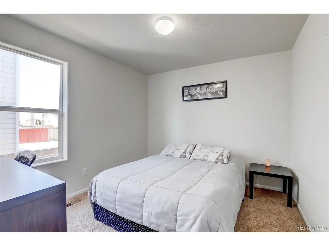 Photo of 47363 Iris Ave