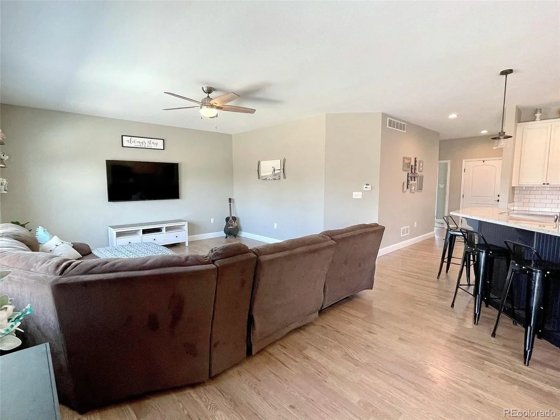 Photo of 2157 Donna St