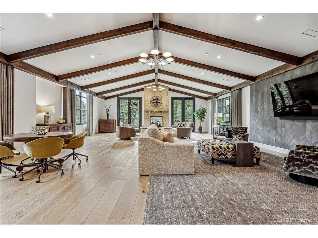 Photo of 33114 Upper Bear Creek Rd