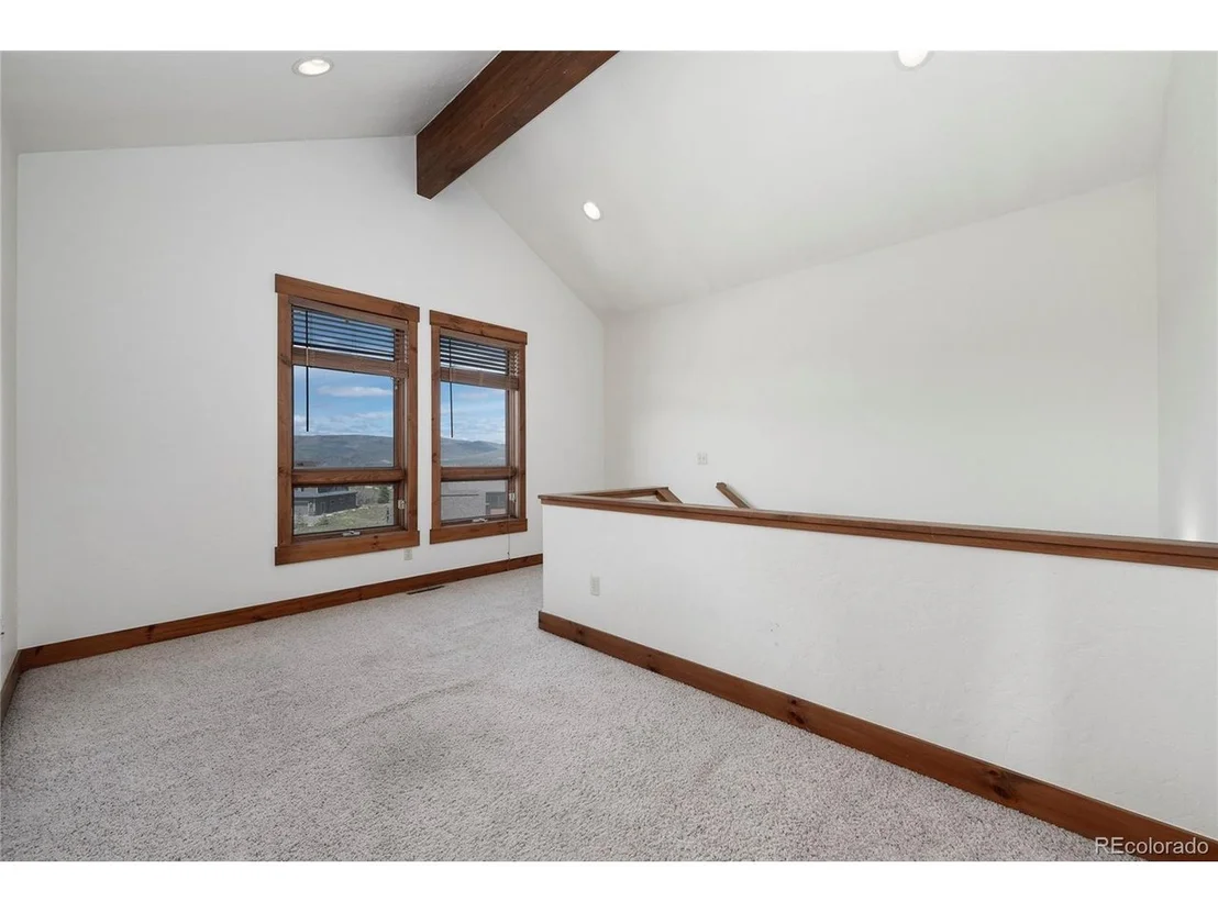 Photo of 724 Saddle Ridge Cir