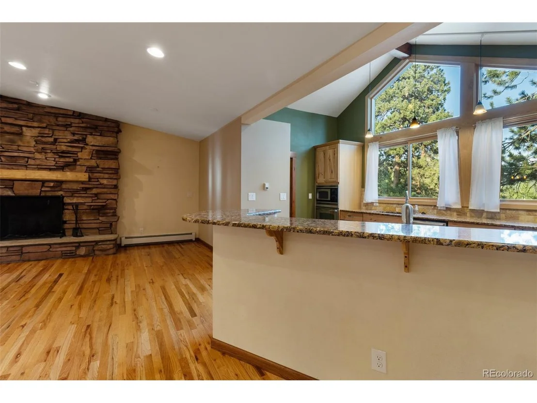 Photo of 28396 Clover Ln