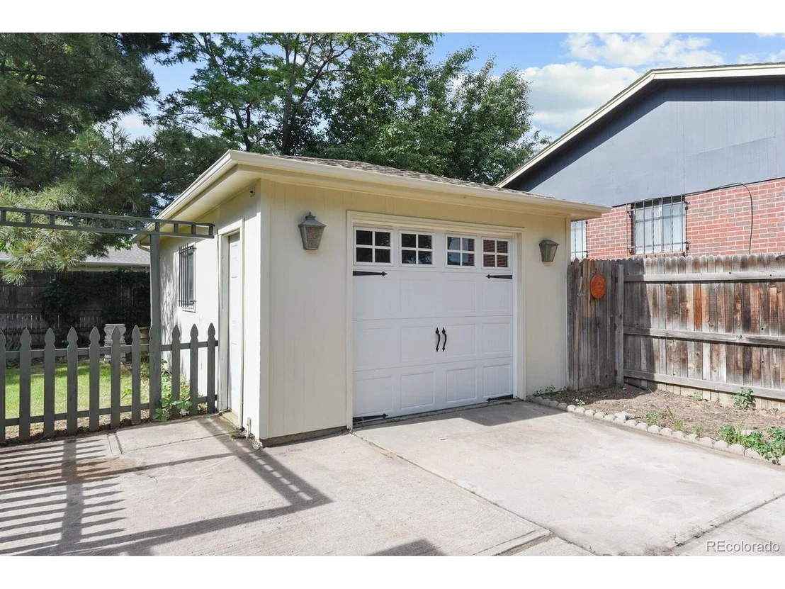 Photo of 12214 E Berkeley Pl
