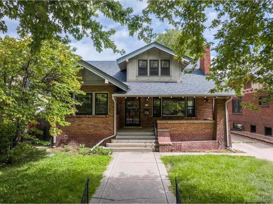 Photo of 674 Steele St