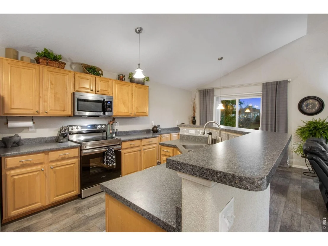 Photo of 415 Peyton Dr