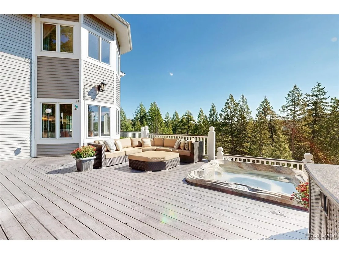 Photo of 7692 Surrey Dr
