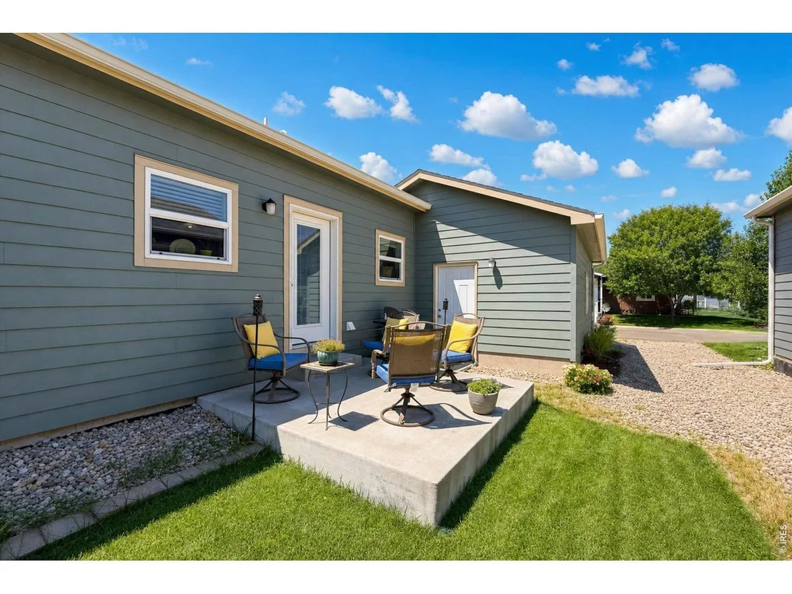 Photo of 6170 Bluestem Grn
