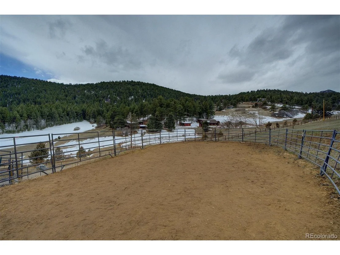 Photo of 9362 Jennings Rd