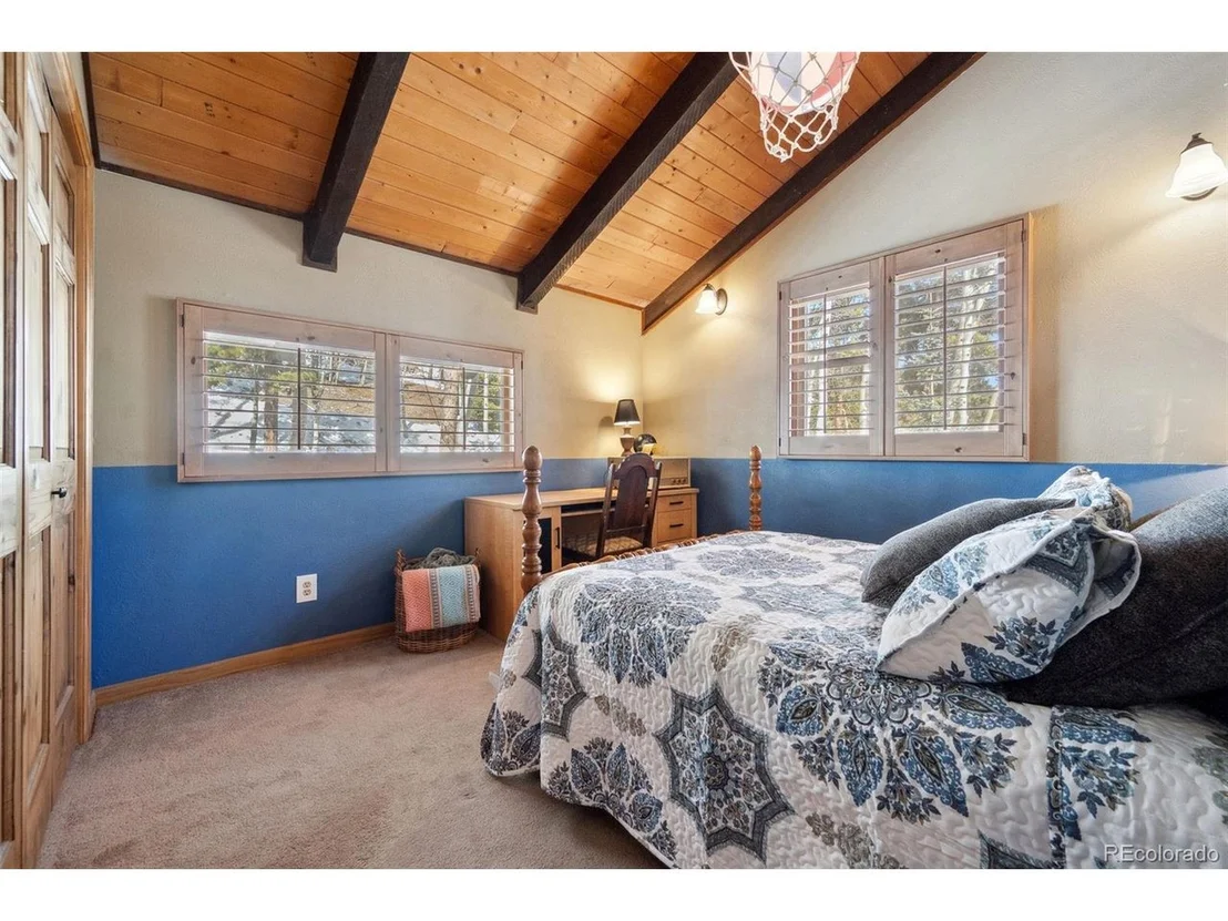 Photo of 266 Lodgepole Dr