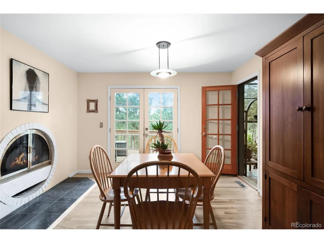 Photo of 394 Deer Trail Cir