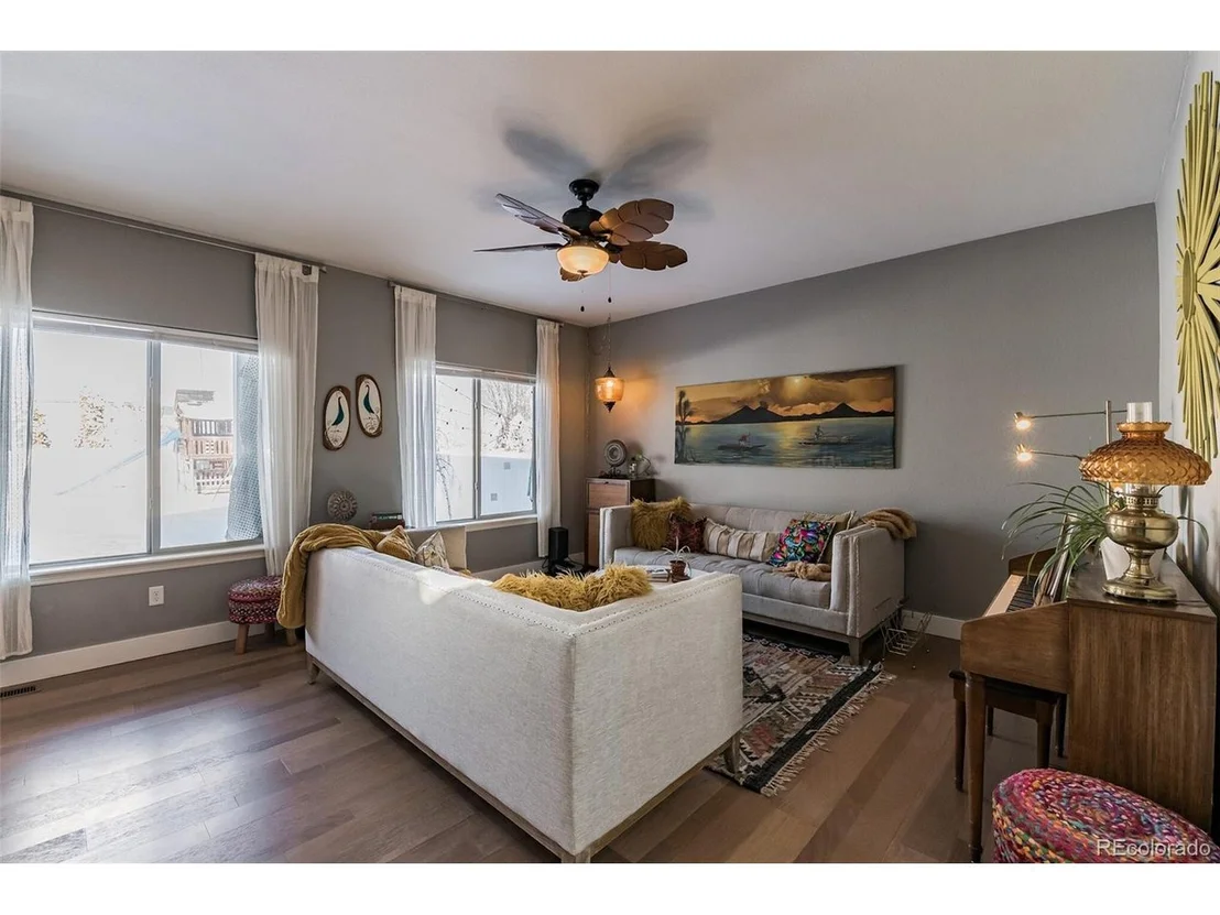 Photo of 111 10th St