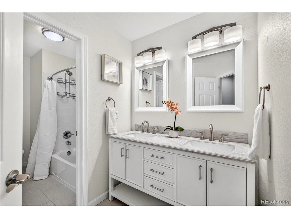 Photo of 1671 Hemlock Way