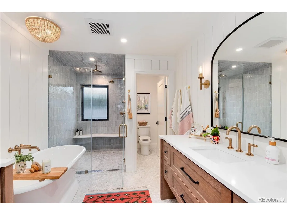 Photo of 655 Jersey St