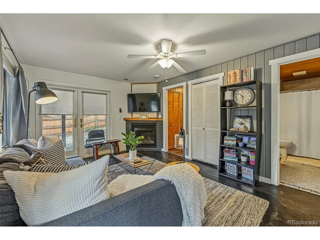 Photo of 34788 Forest Estates Rd