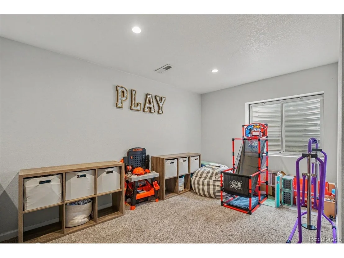 Photo of 2456 Cherry Cir