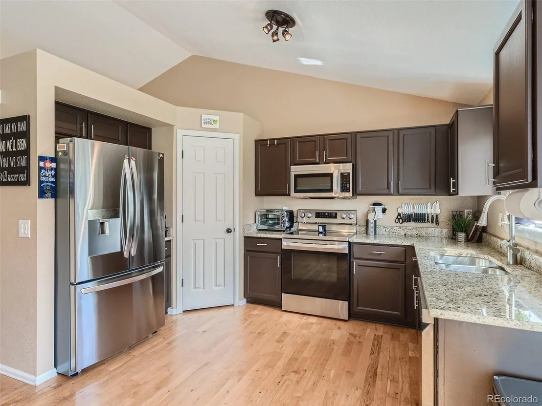Photo of 11048 Blackwolf Ln