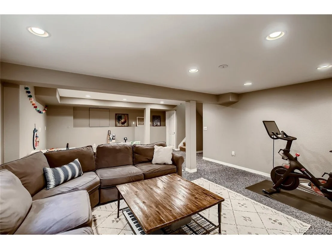 Photo of 13122 Pennsylvania Cir