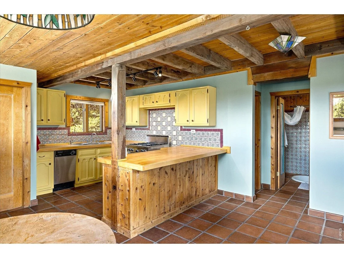 Photo of 241 Pine Glade Rd