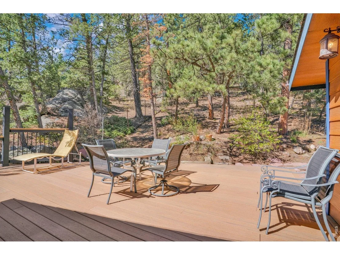 Photo of 527 Hemlock Dr