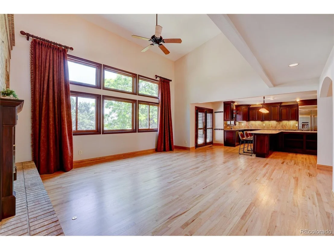 Photo of 8844 Forrest Dr