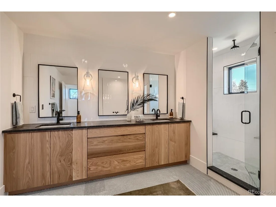 Photo of 3475 W 35th Ave