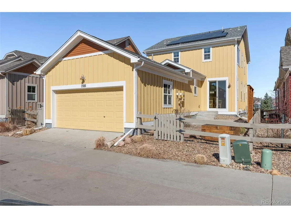 Photo of 2886 Twin Lakes Cir