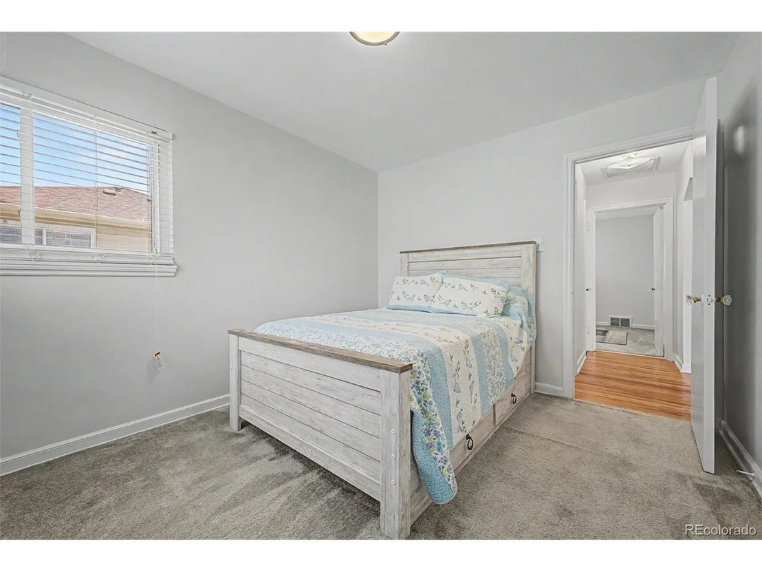 Photo of 1156 Lansing St