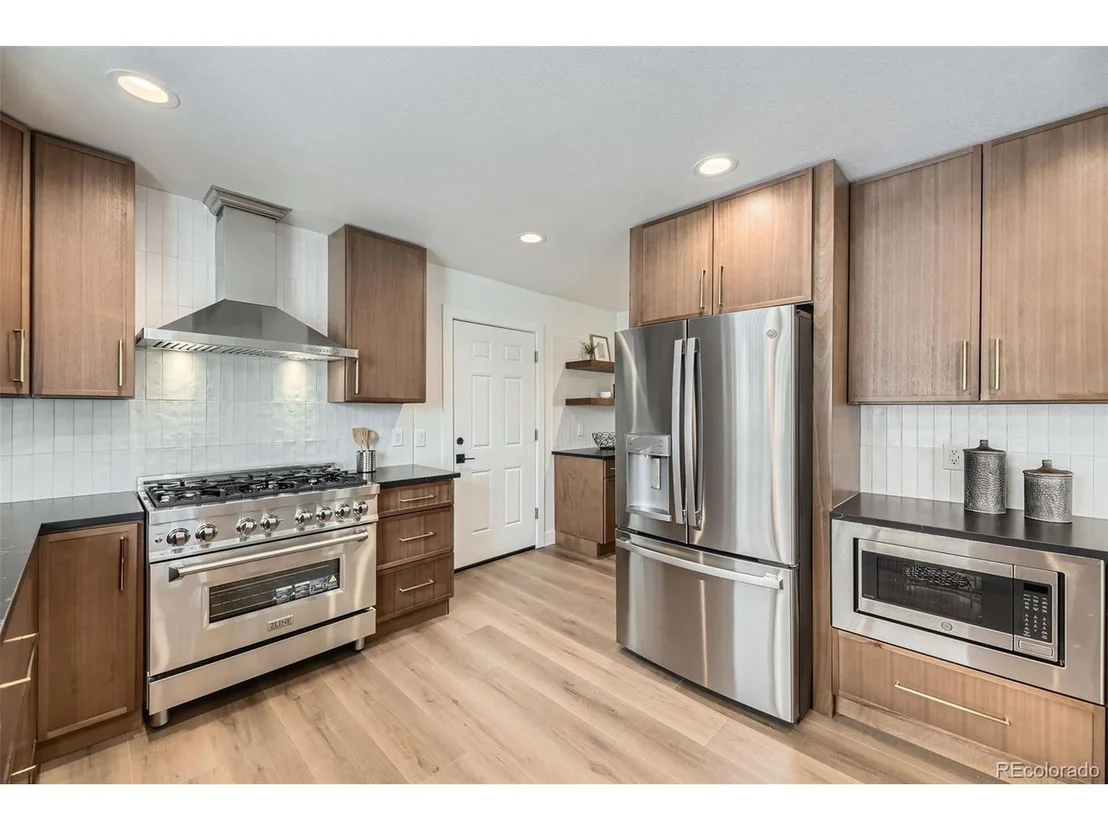 Photo of 7250 N Hyperion Way