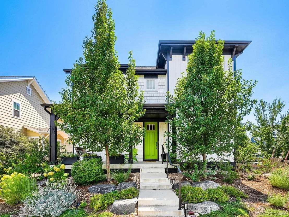 Photo of 2902 Twin Lakes Cir