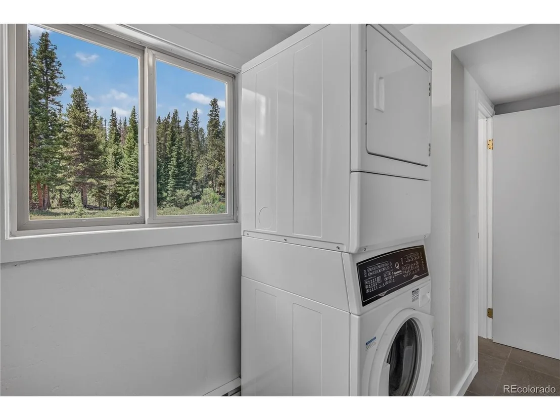 Photo of 214 Mountain View Trl