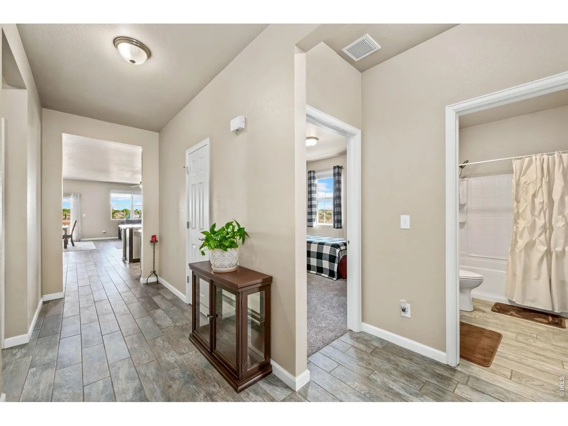 Photo of 10398 Stagecoach Ave