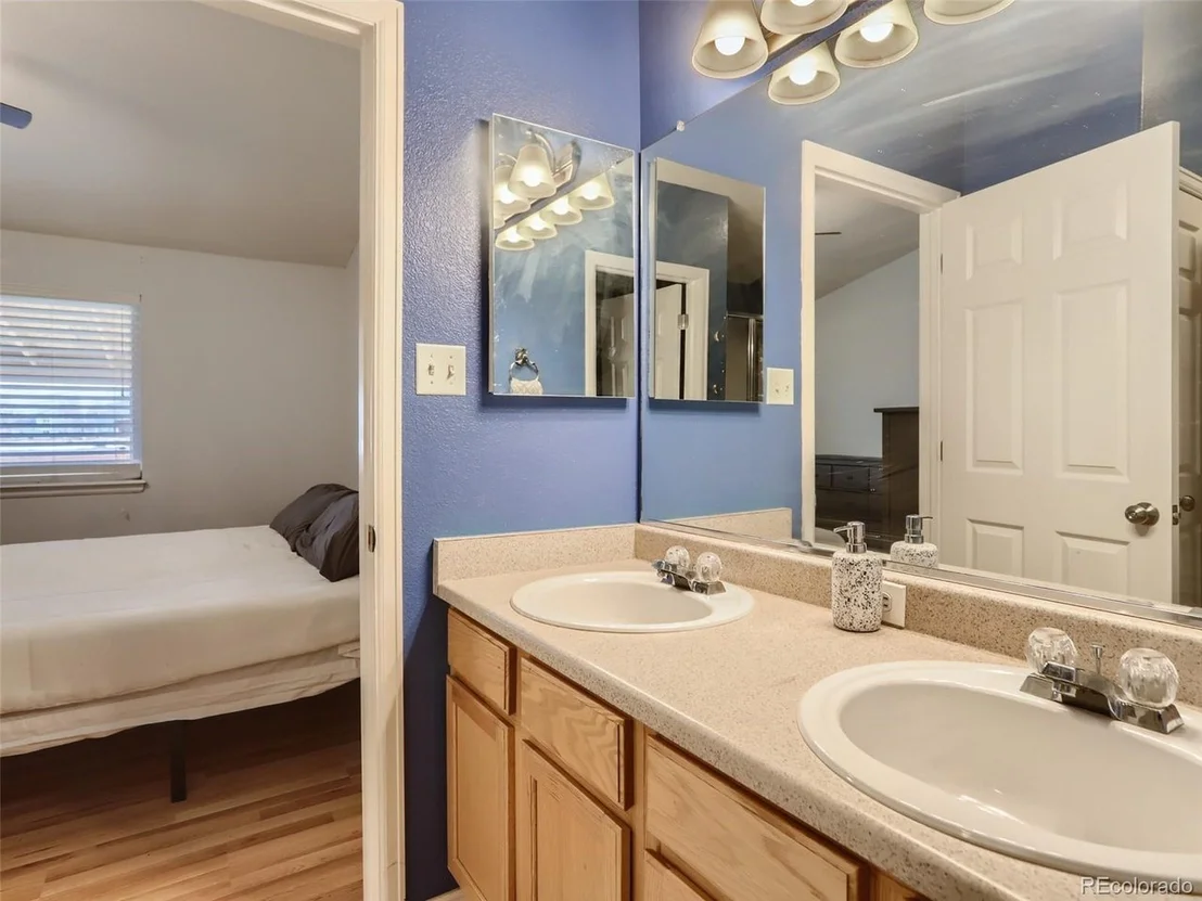 Photo of 5427 Bear Ln