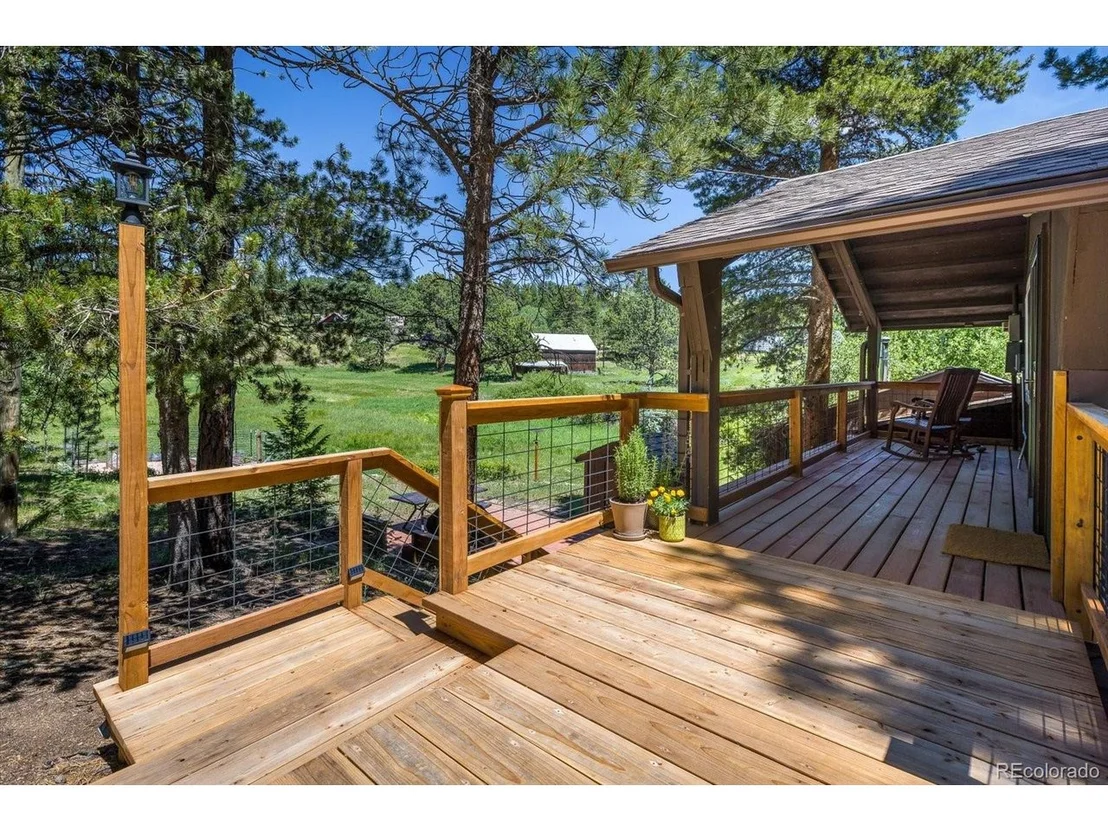 Photo of 463 Pine Glade Rd