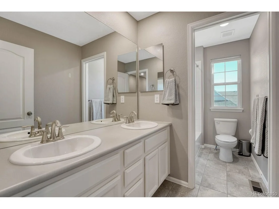 Photo of 2541 Leafdale Cir