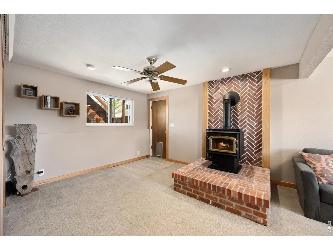 Photo of 811 Table Mountain Ct