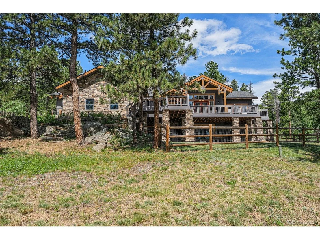 Photo of 342 Crescent Lake Rd
