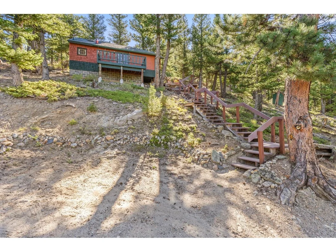 Photo of 105 Observatory Pl